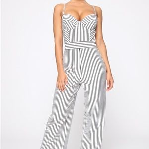 FASHION NOVA JUMPSUIT NWOT